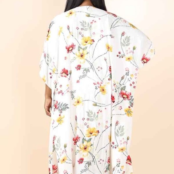 1x-3x New Plus Size Printed Maxi Cardigan - Picture 4 of 6